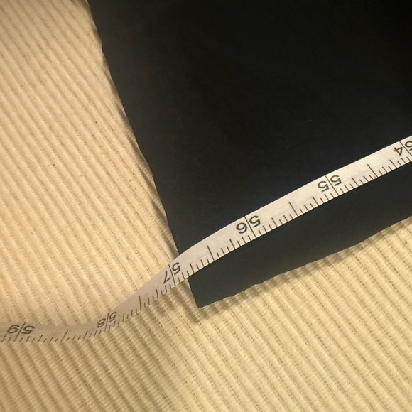 ✨ Liam & Co. Black Smocked Jumpsuit ✨
Size: Medium - Picture 3 of 8